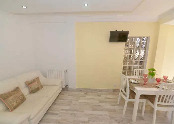 Lazy Days House - 2br With Terrace And Bbq Apartmán *