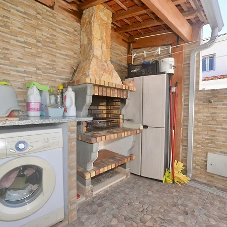 Lazy Days House - 2br With Terrace And Bbq Lejlighed Nazaré