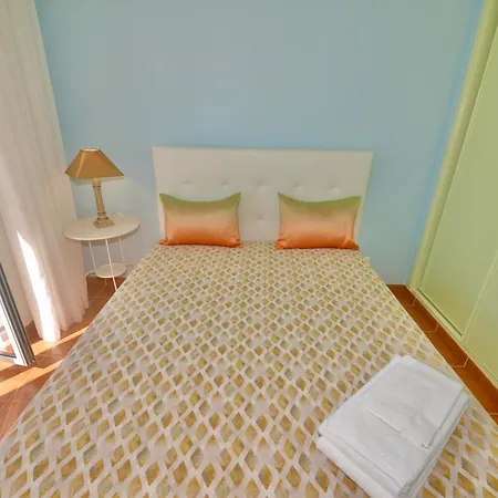 Lazy Days House - 2br With Terrace And Bbq Lejlighed Nazaré