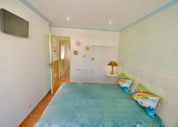 Lazy Days House - 2br With Terrace And Bbq 아파트 *
